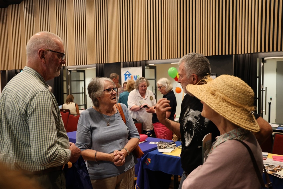 Seniors-Festivak-Image-of-people-at-the-Expo-1