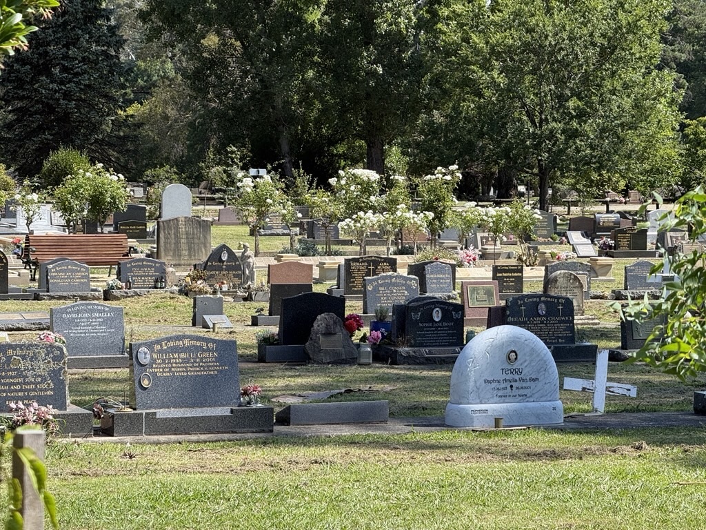 Bowral Cemetery 2.jpg