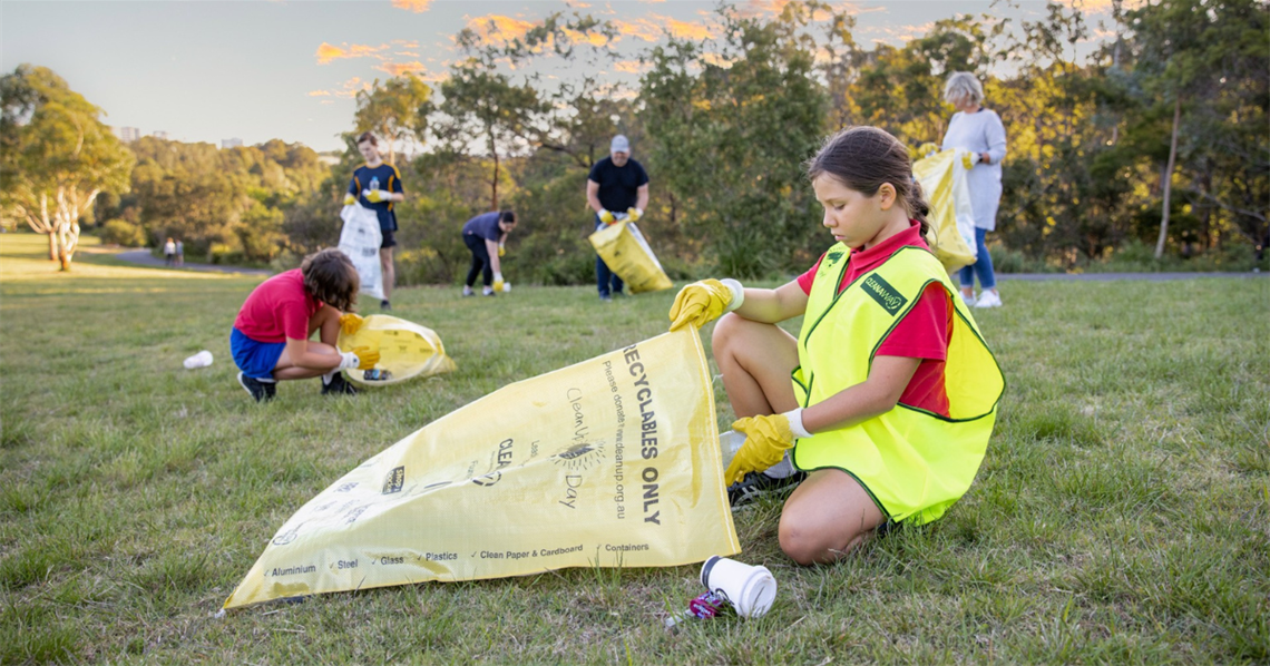 Collecting garbage