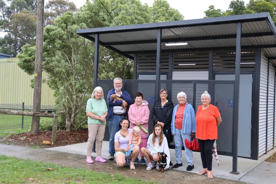 Yerrinbool residents in front of new toilet block